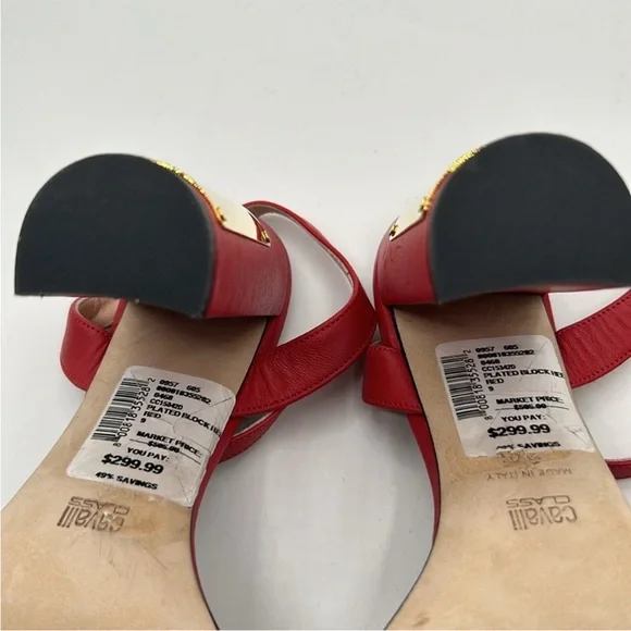 Cavalli Class by Robert Cavalli Leather Red
Block Heel size 39 Italian 9 US - Picture 6 of 9